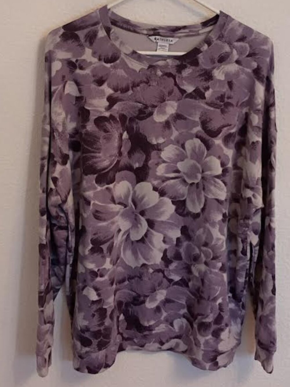 ATHLETA WOMEN'S BALANCE PRINTED PULLOVER PURPLE FLORAL LONG SLEEVE SIZE LARGE